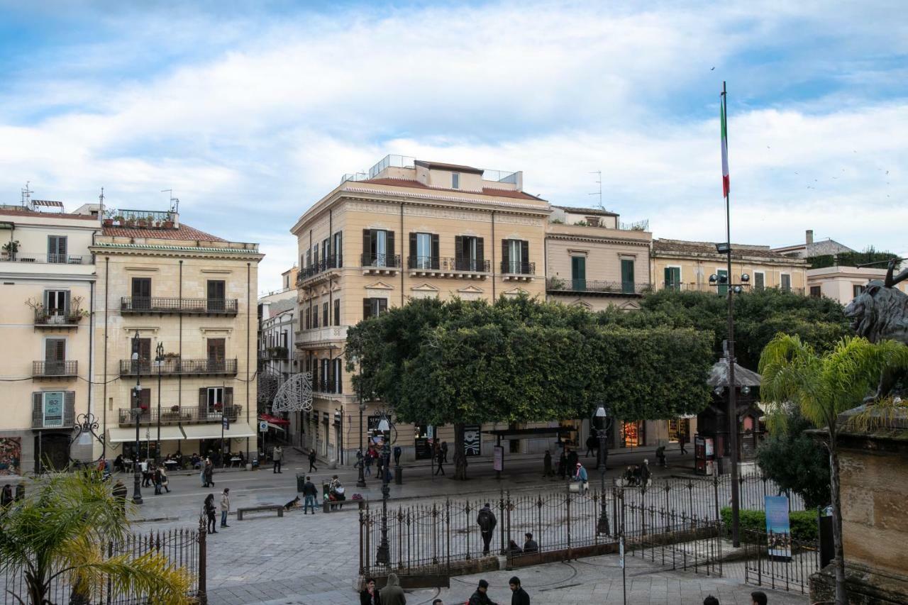 Palazzo Sovrana Serviced Luxury Apartments Palermo Exterior foto